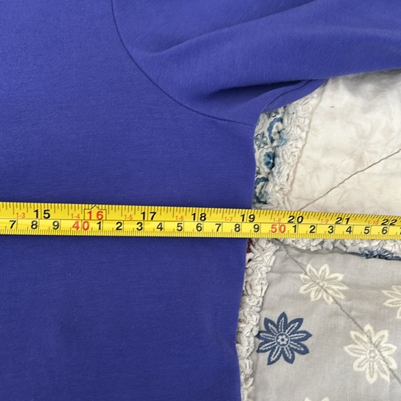 Chico’s the ultimate tea three-quarter sleeves - Picture 3 of 6